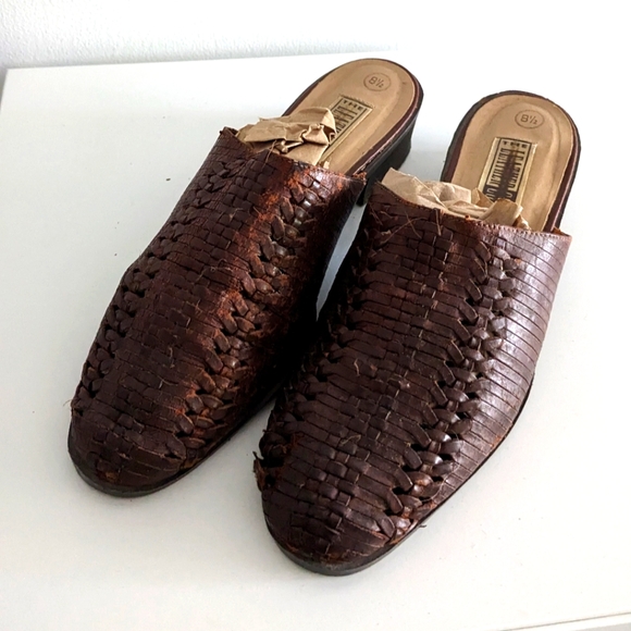 The Leather Collection Woven Leather Mules - Picture 2 of 6